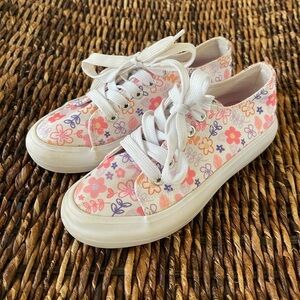 Little Girl Cynthia Rowley multi color daisy floral lace up sneakers, size 13